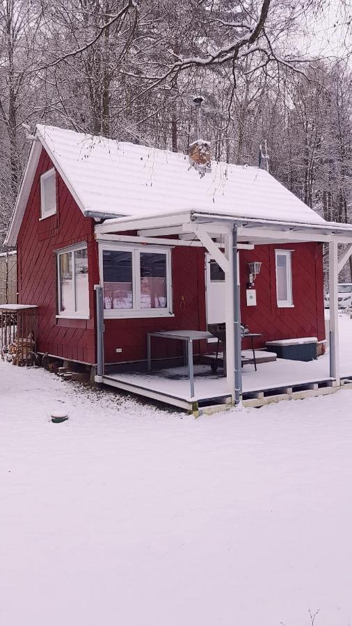 Ferienhaus Direkt Am Badesee Bungalow 11 Schonsee Urnshausen Εξωτερικό φωτογραφία